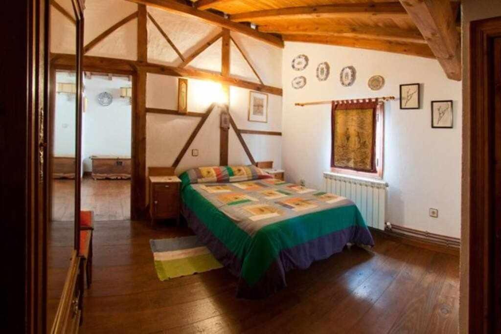Casa Rural Lucia Es Una Casa Rural Amplia Con Pat Cabezas Bajas Exteriér fotografie