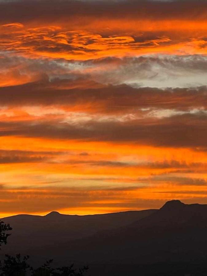 Casa Rural Lucia Es Una Casa Rural Amplia Con Pat Cabezas Bajas Exteriér fotografie
